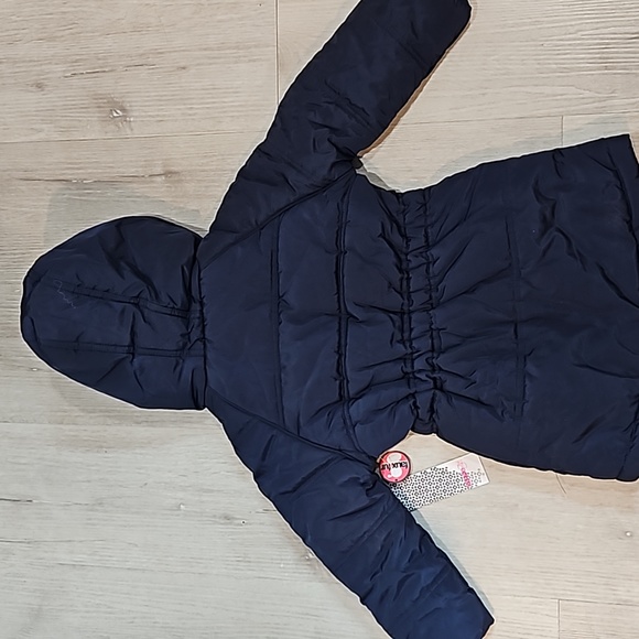 Kenzie Girl Faux Fur Zip Up Jacket Size 4 Brand New With Tags - Picture 6 of 6